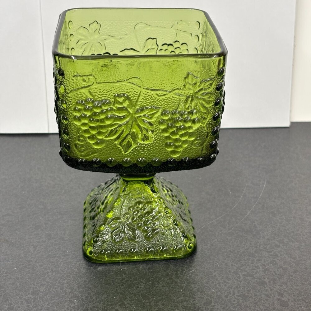 Jeanette Glass- Harvest Grape - Green - Square - Pedestal Bowl Dish